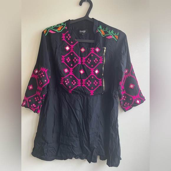 Embroidered Black Tops/Fotua - Picture 1 of 4